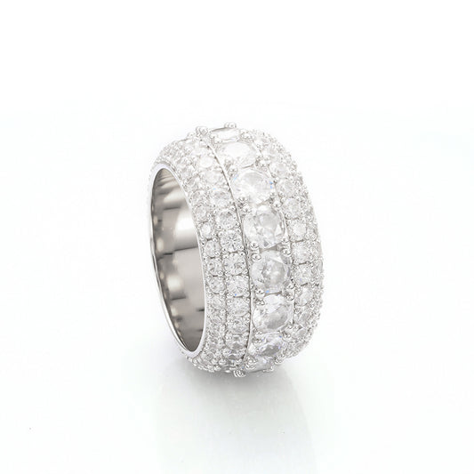 Moissanite Single Row Ring