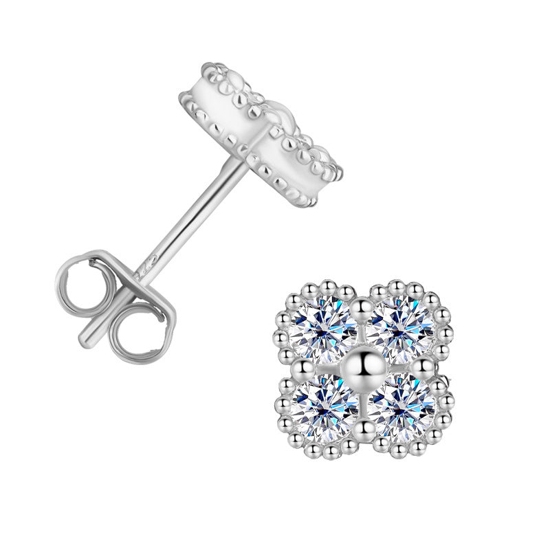 Moissanite Clover Earrings