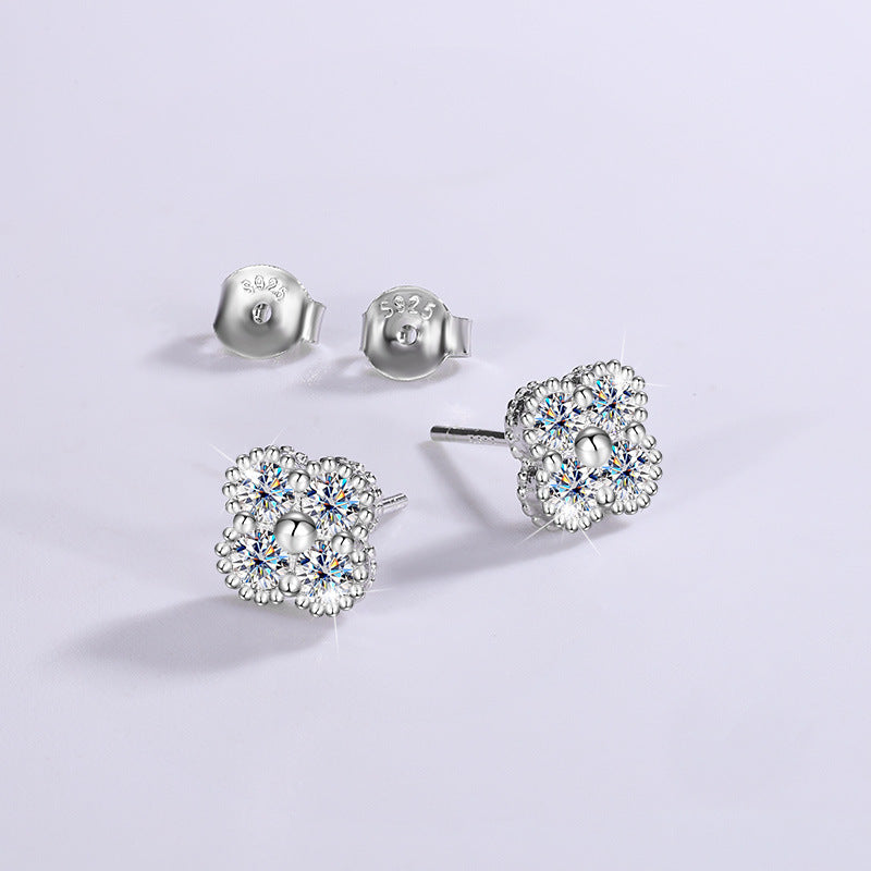Moissanite Clover Earrings
